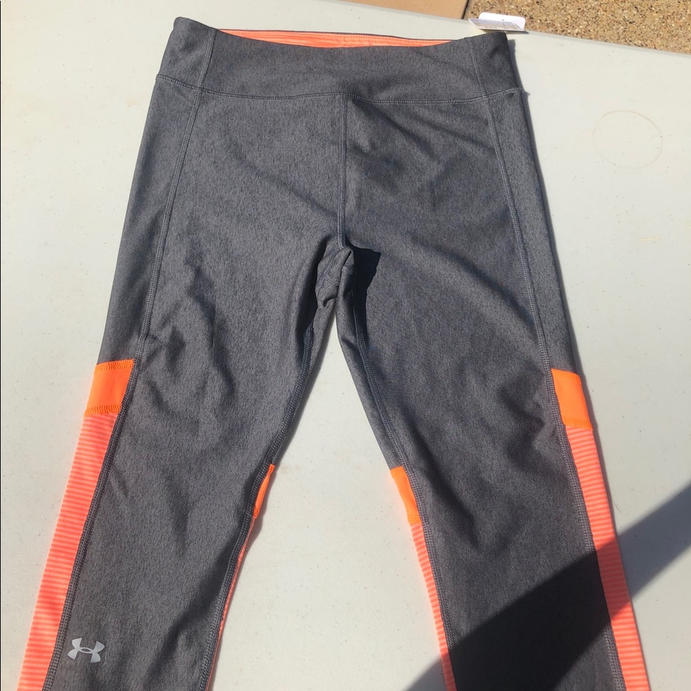 Gray and organs underarmour leggings